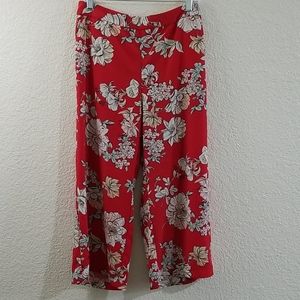 ZARA's red flower prints traight cropped pants